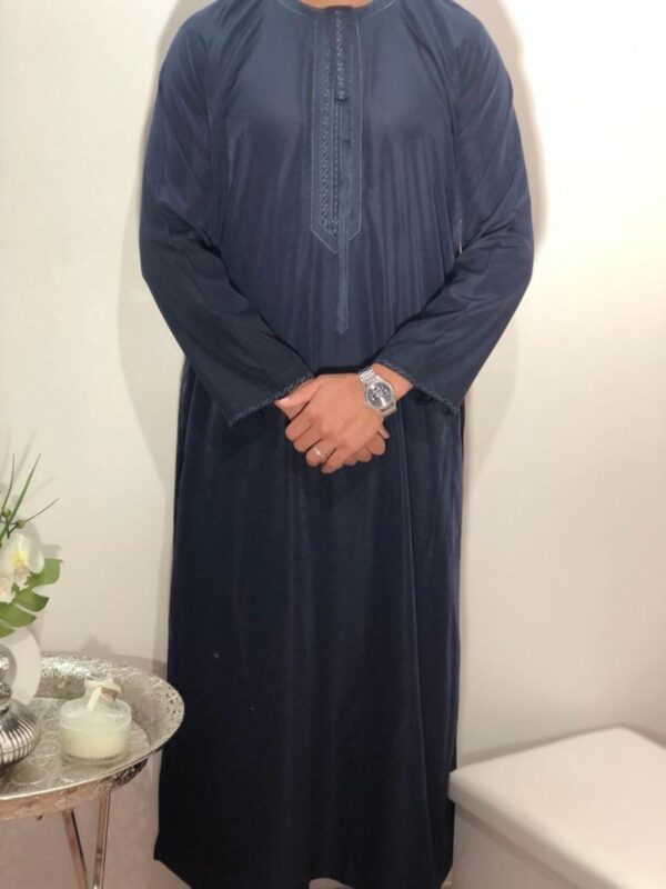 Qamis Emirati – Image 2